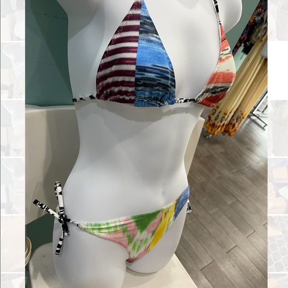 Missoni Bikini - Picture 2 of 4